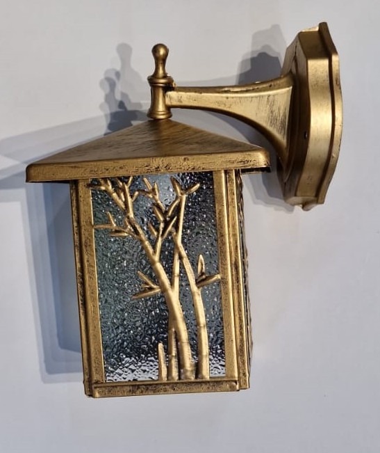 კედლის ლამპიონი  10-6 BK (ოქროსფერი) 16,5სმX16.5სმX20სმ